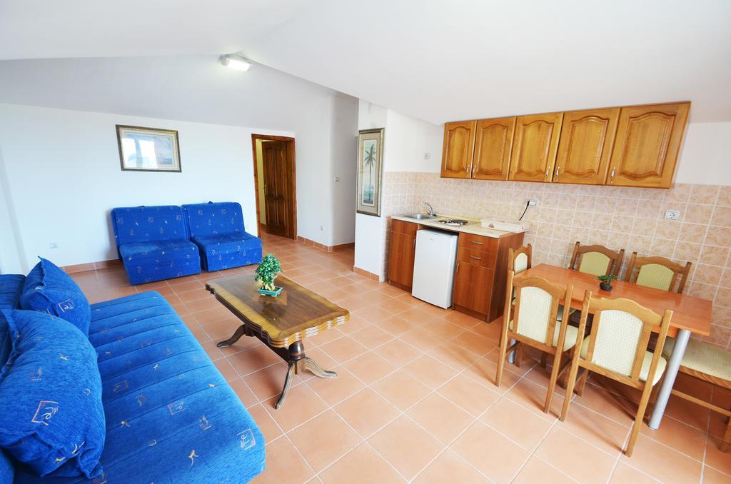 Guest House Villa Iva 부드바 객실 사진